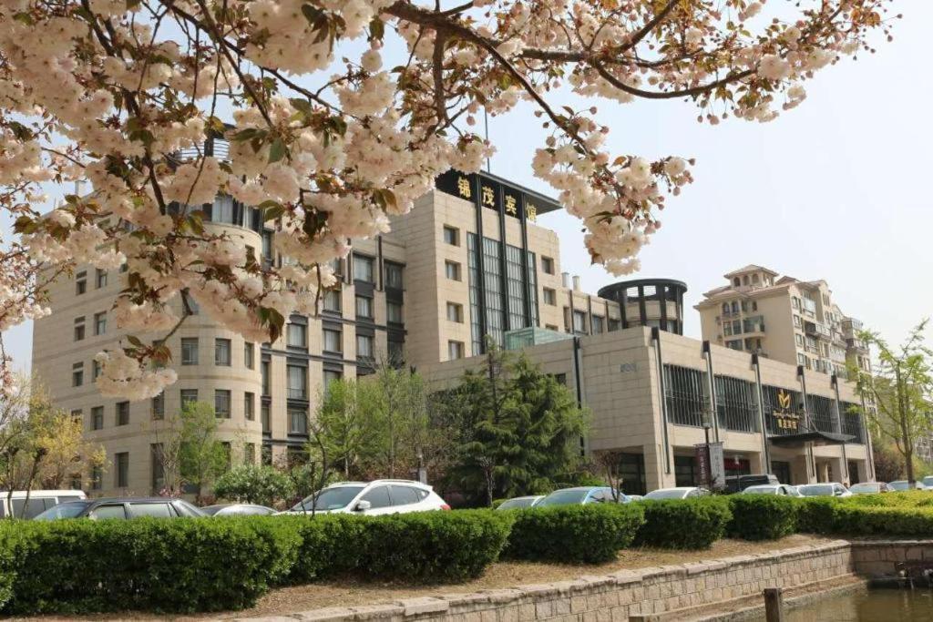 Qingdao Royal Garden Hotel Exterior photo